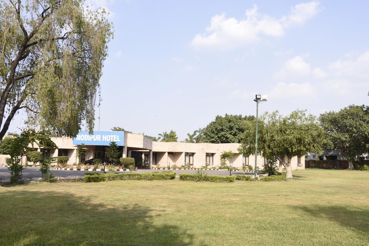 Modipur Hotel Rampur  ภายนอก รูปภาพ