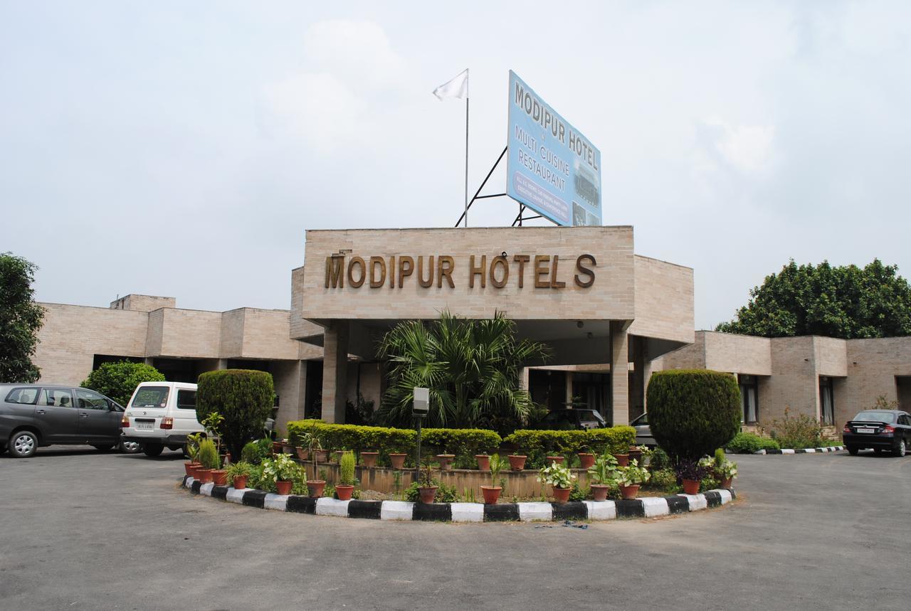 Modipur Hotel Rampur  ภายนอก รูปภาพ